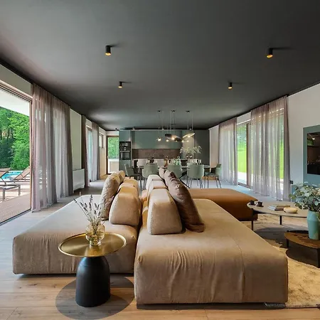 Nicol Tireli Vakantiehuis *